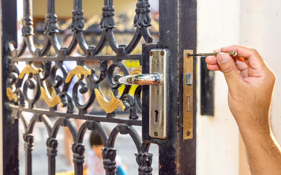 changer une serrure de porte Le Plessis-Trévise